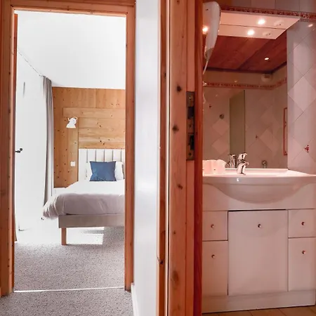 Des 2 Gares Hotel 3*