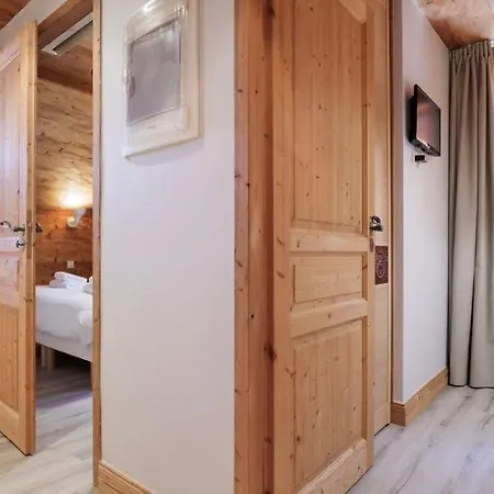 Des 2 Gares Hotel 3*