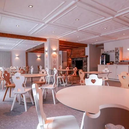 Des 2 Gares Hotel