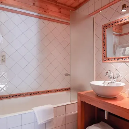 Hotell Des 2 Gares 3*
