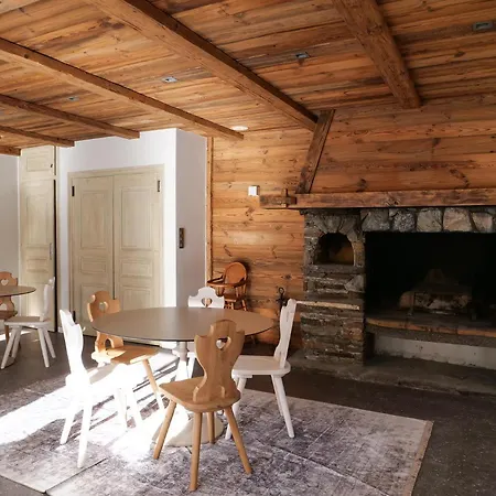 Hotell Des 2 Gares Saint-Gervais-les-Bains